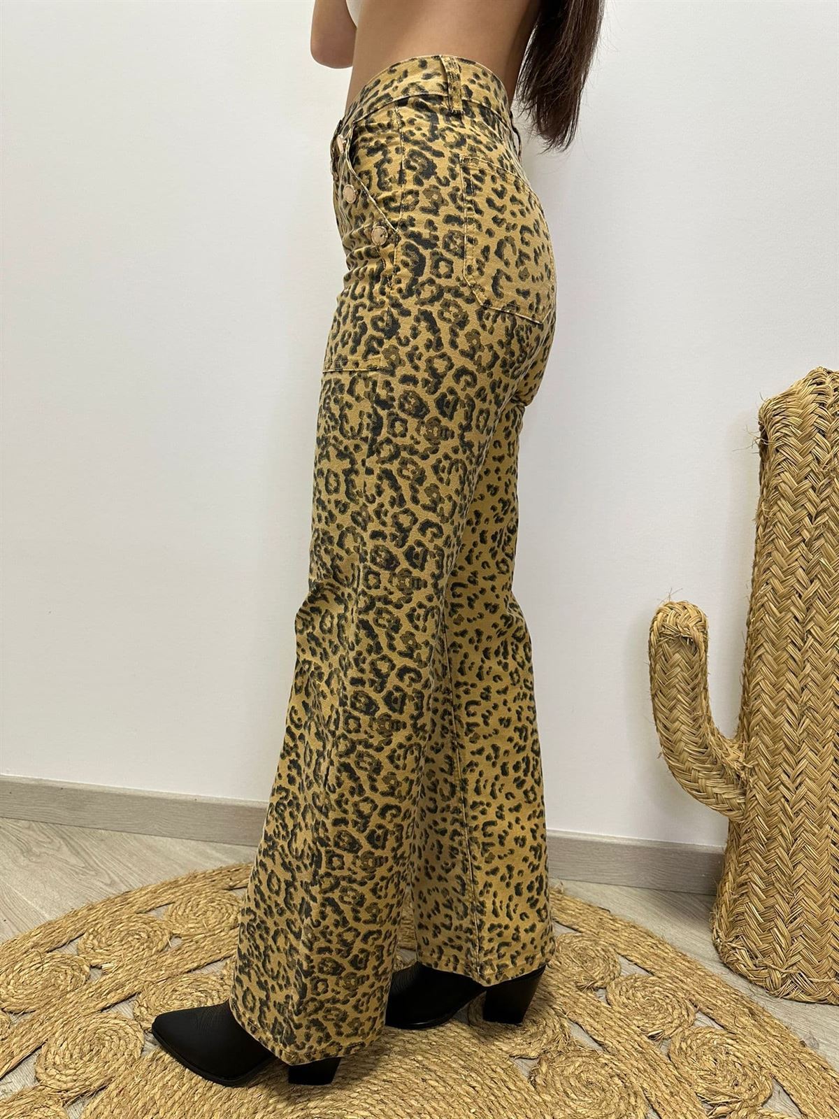 PANTALÓN WIDE LEG LEOPARDO - Imagen 4