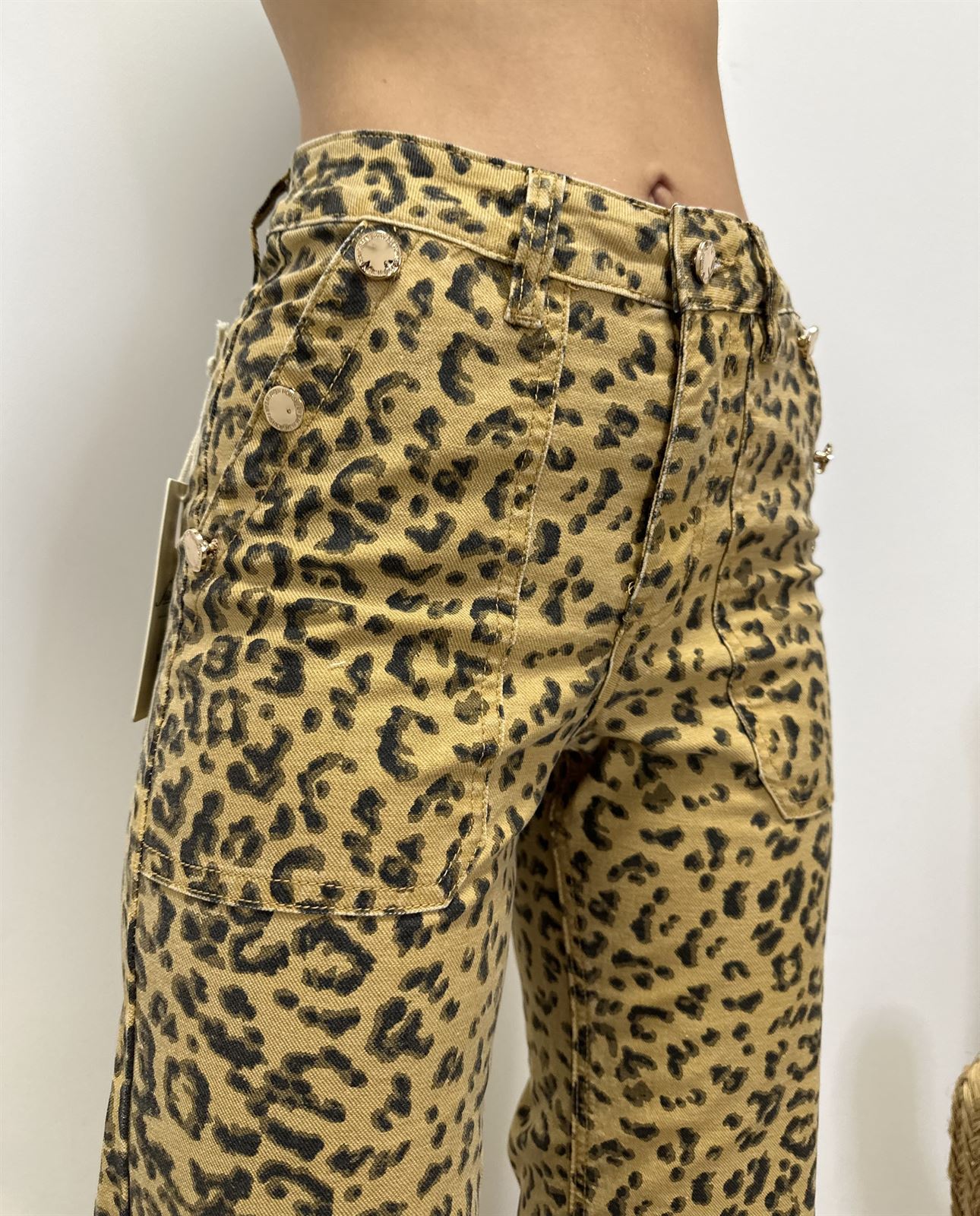 PANTALÓN WIDE LEG LEOPARDO - Imagen 6